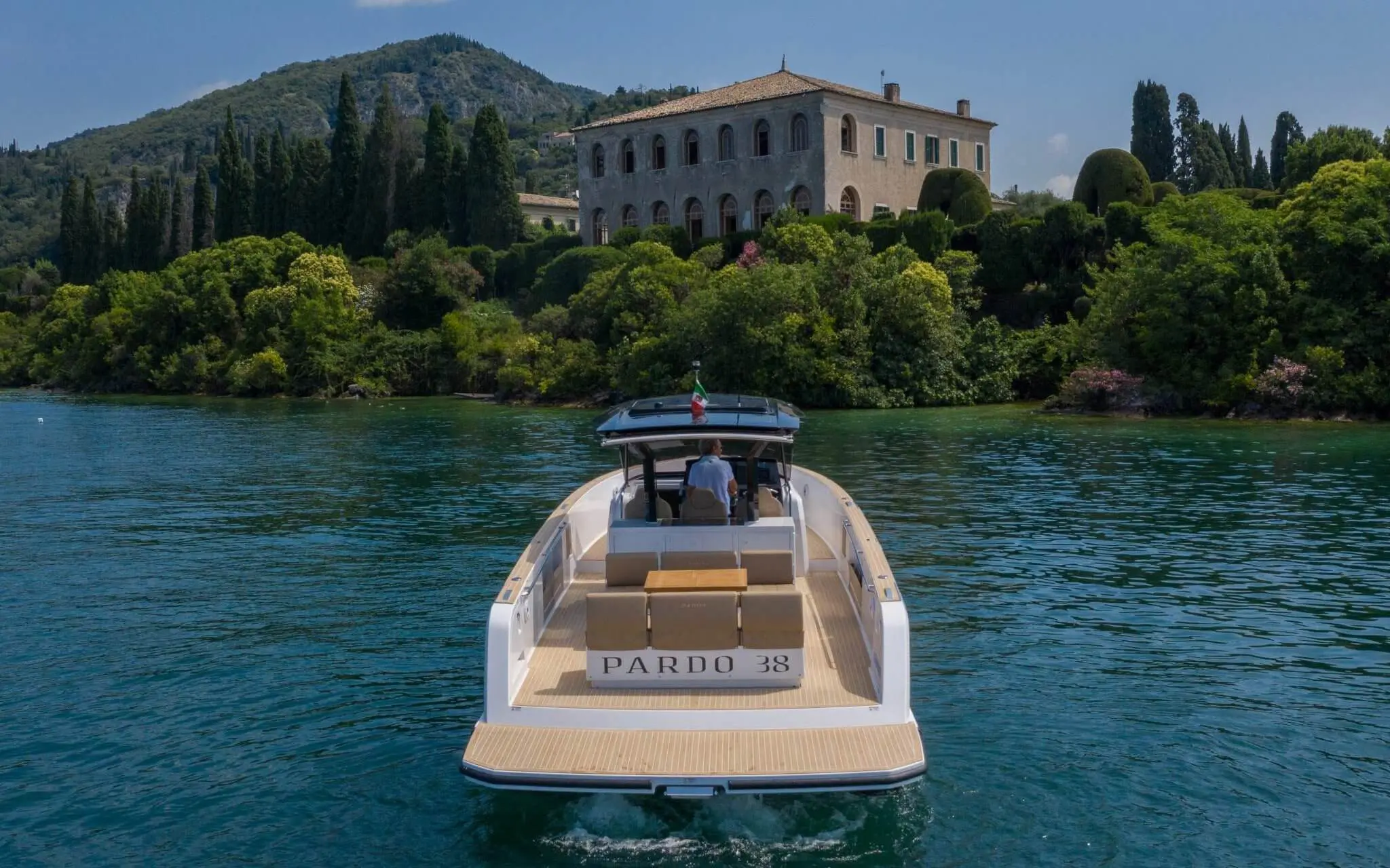 Pardo, Eyachts Australia and New Zealand