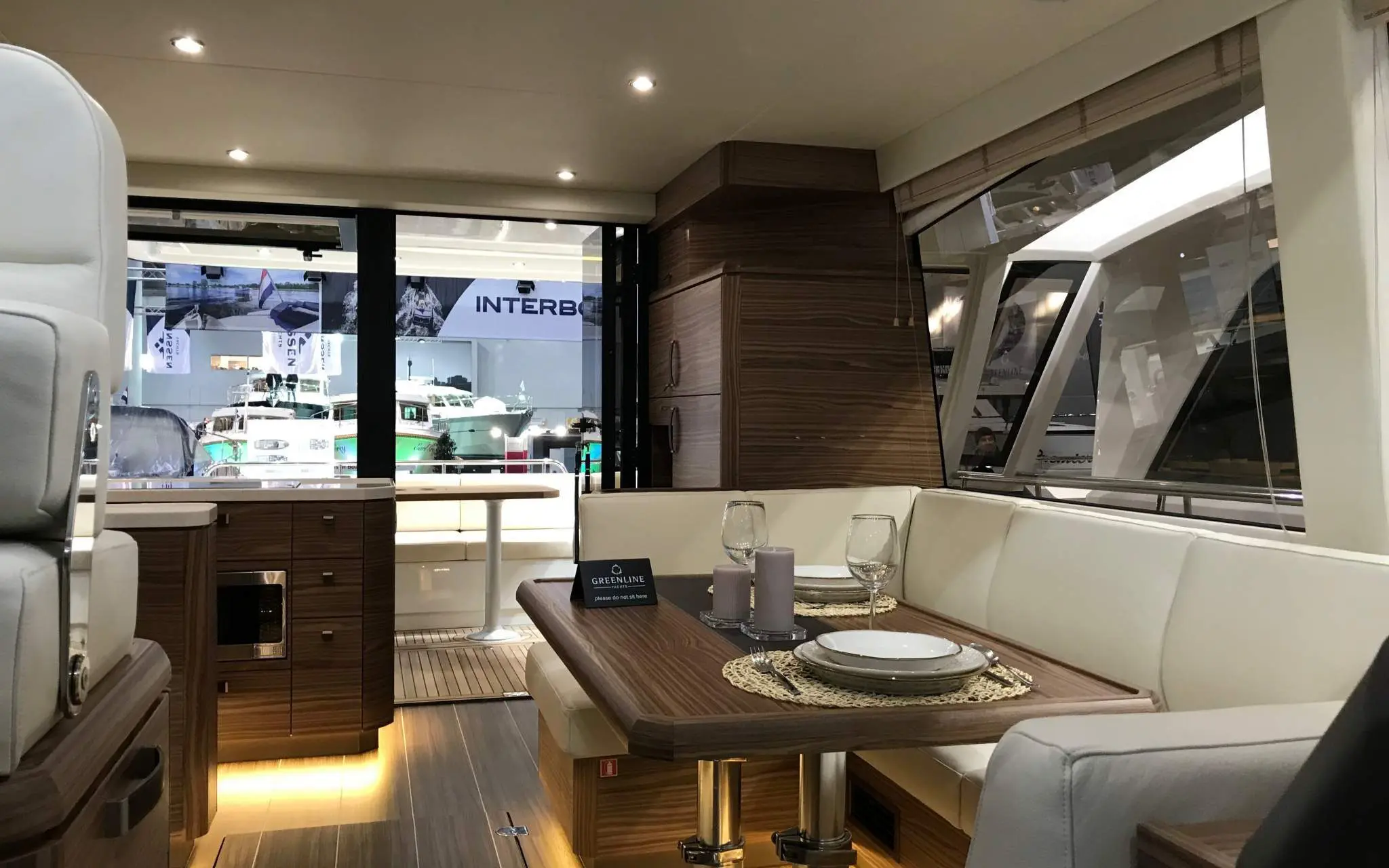 Greenline 48 Coupe Key Features – Walkthrough