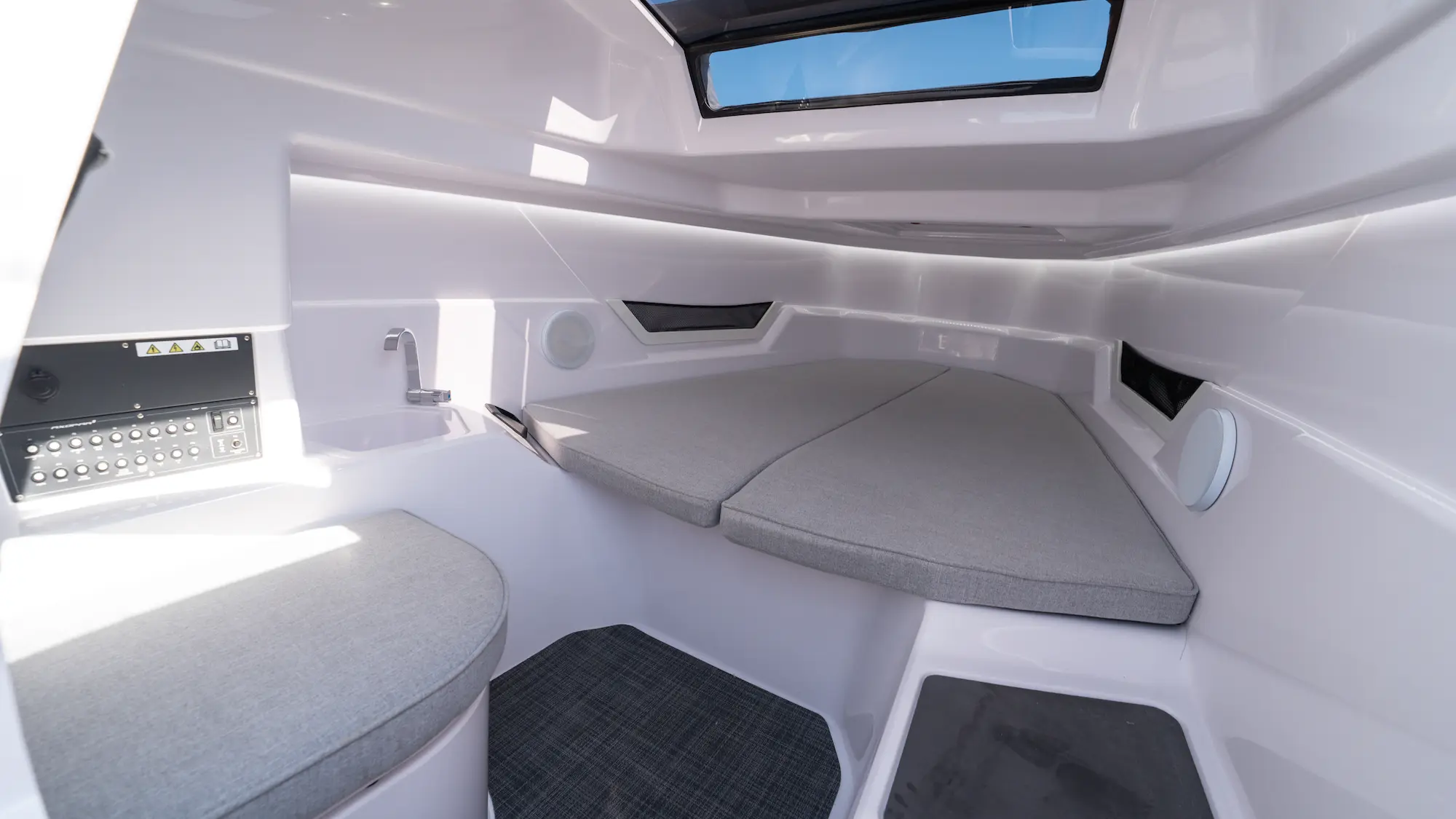 Axopar, Eyachts Australia and New Zealand