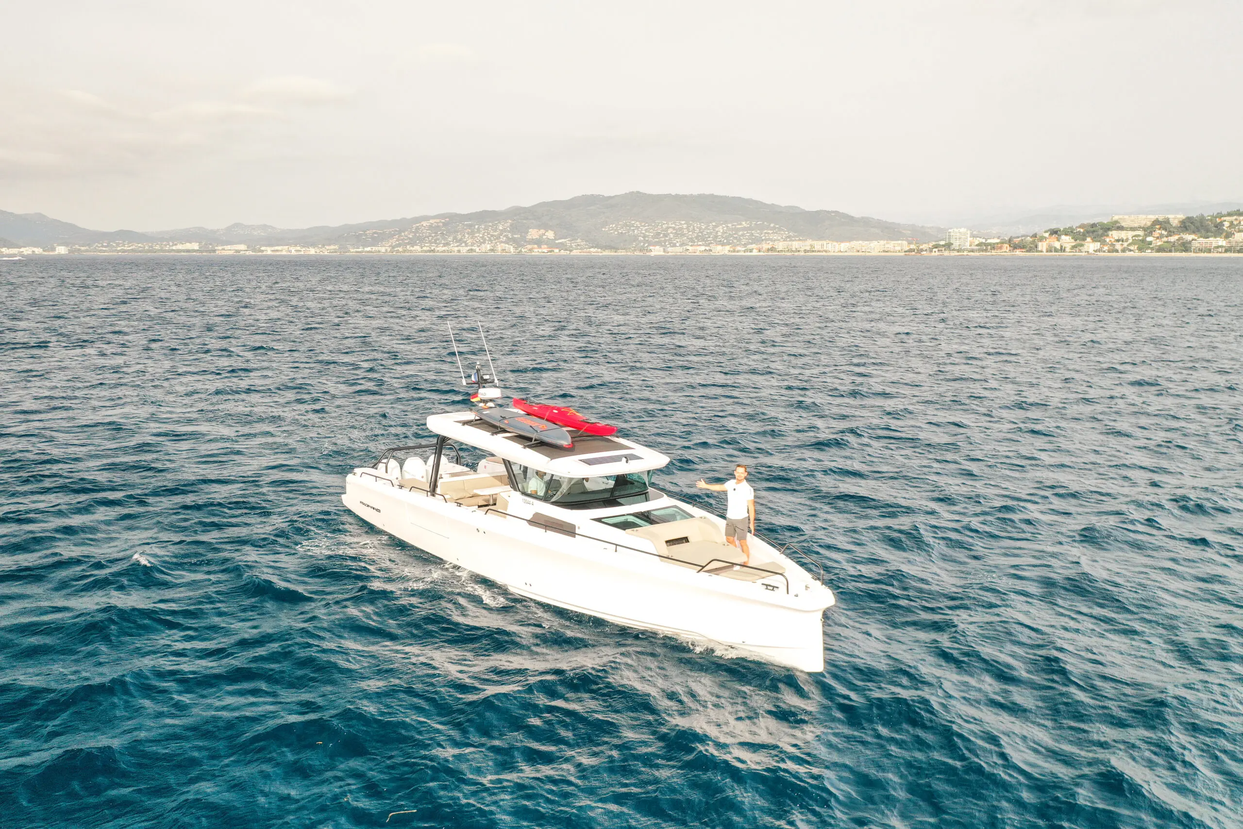 A Closer Look at the Axopar 45 Cross Top & Sun Top