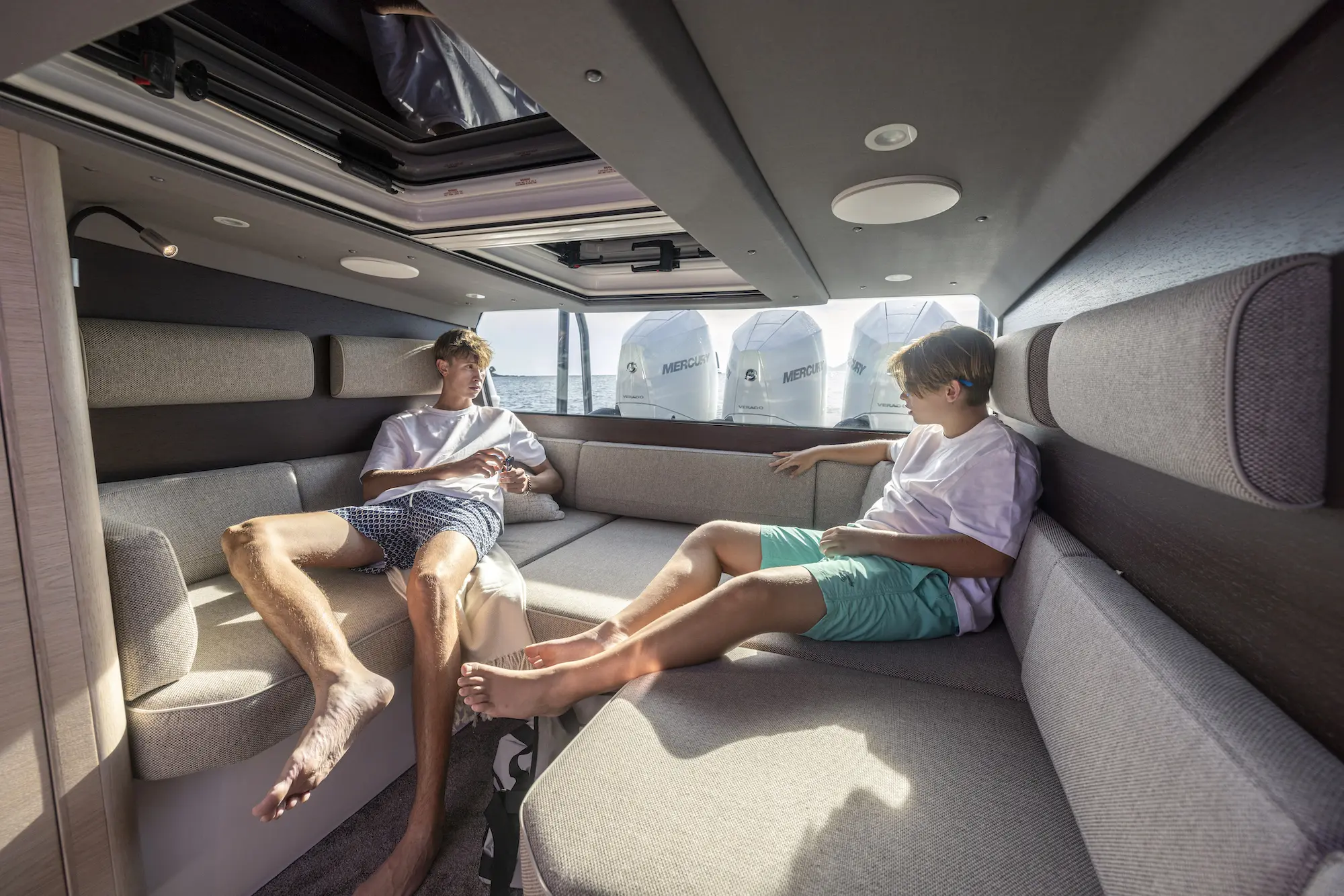 Axopar 45 Sun Top Eyachts Axopar 45 Sun Top Australia