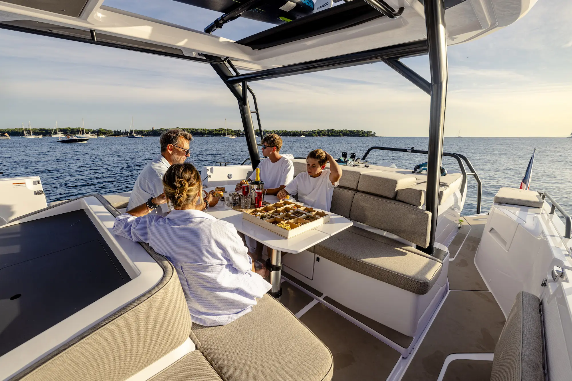 Axopar 45 Sun Top Eyachts Axopar 45 Sun Top Australia