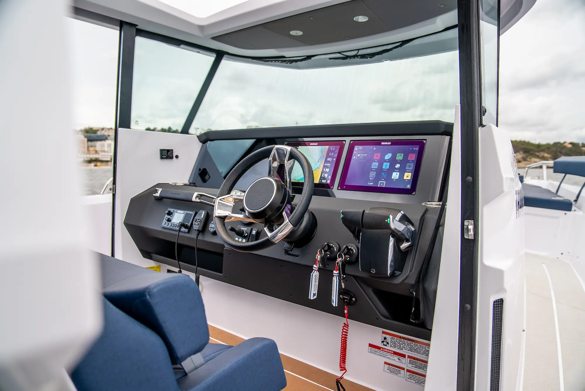 Axopar 29 XC Cross Cabin_DSC00997 RAND 27 Pittwater