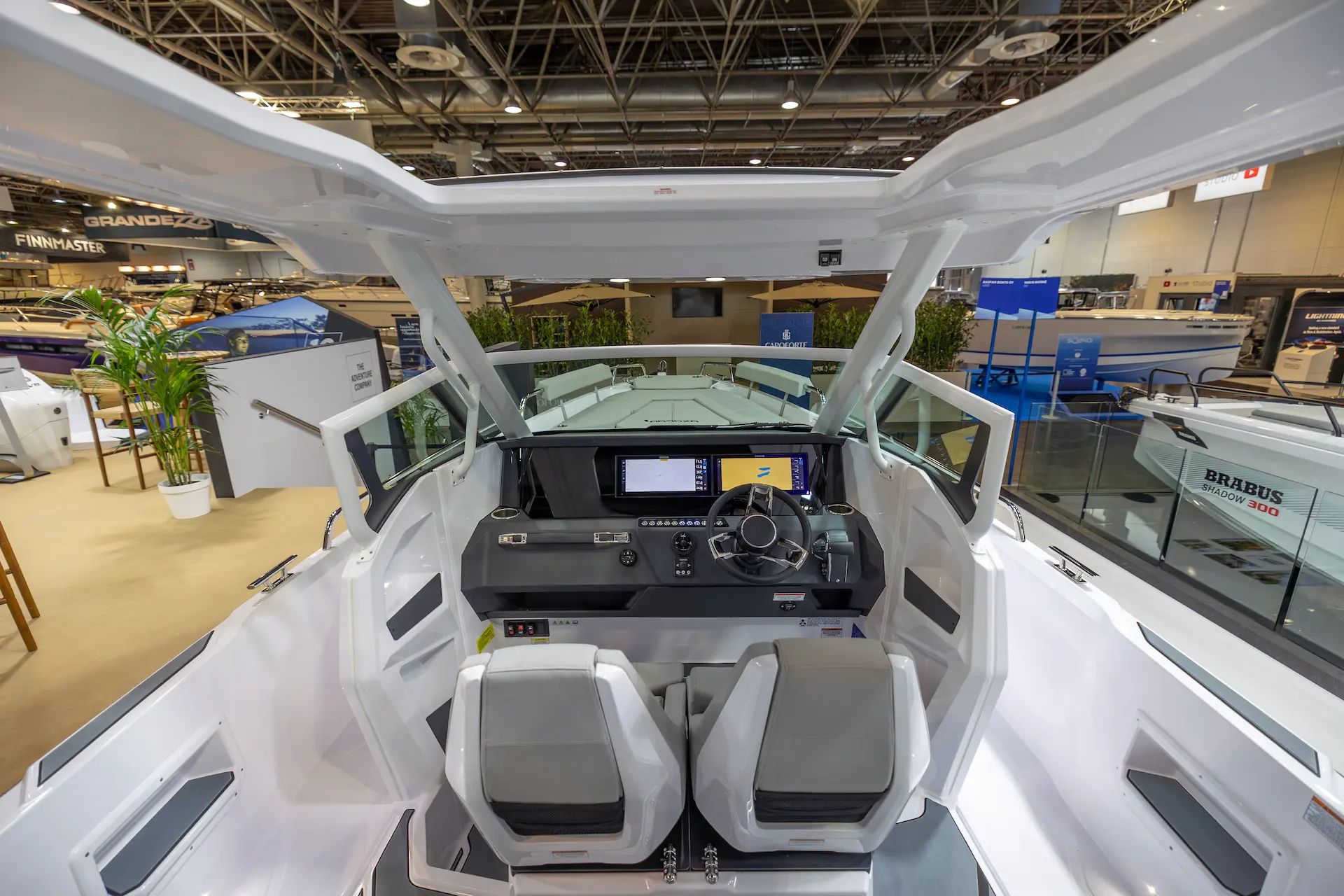 Axopar 29 Sun Top Cabin Axopar 29