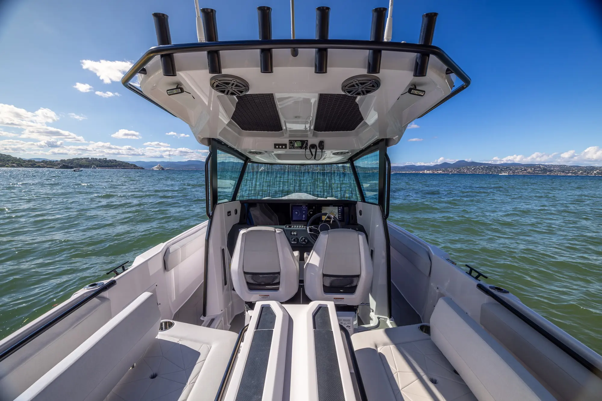 Axopar, Eyachts Australia and New Zealand