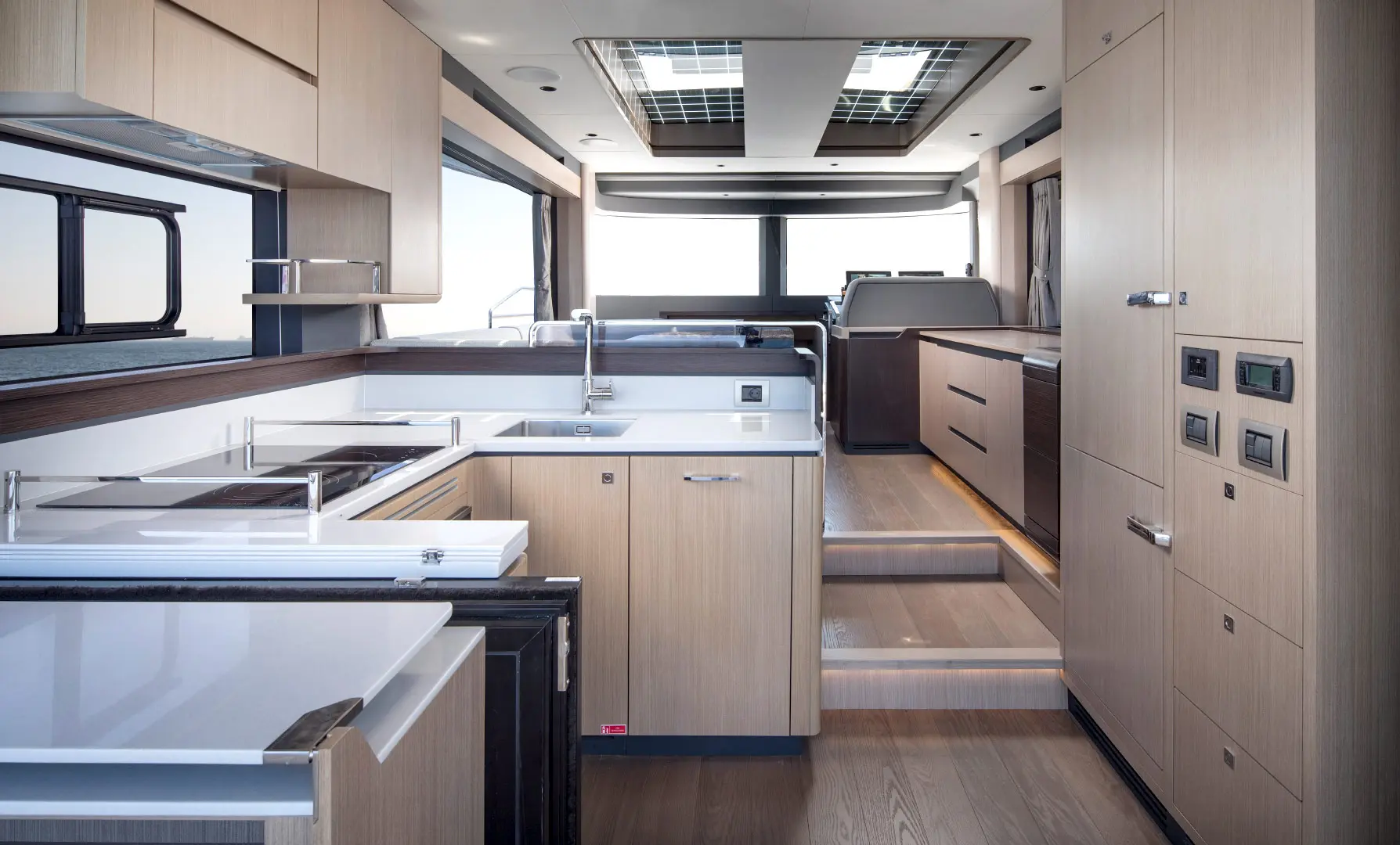 sirena-48-coupe-hybrid-int01 Axopar Boats Sydney Harbour