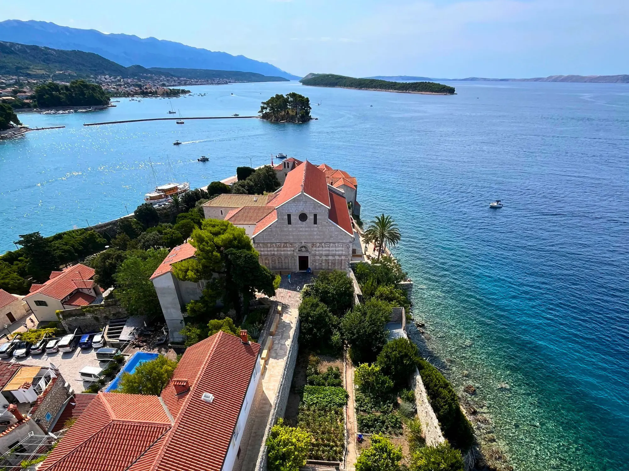 Greenline 48, Eyachts Australia and New Zealand