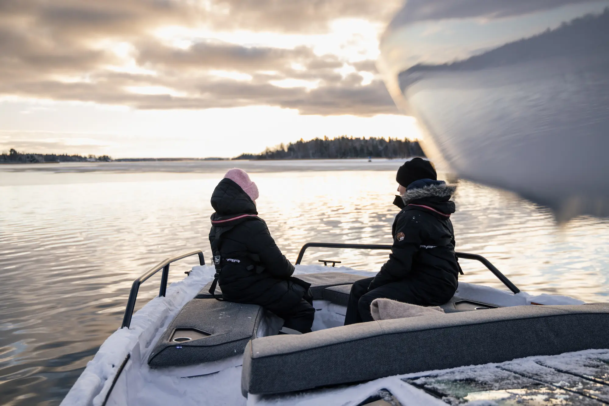 Axopar 38 XC Cross Cabin