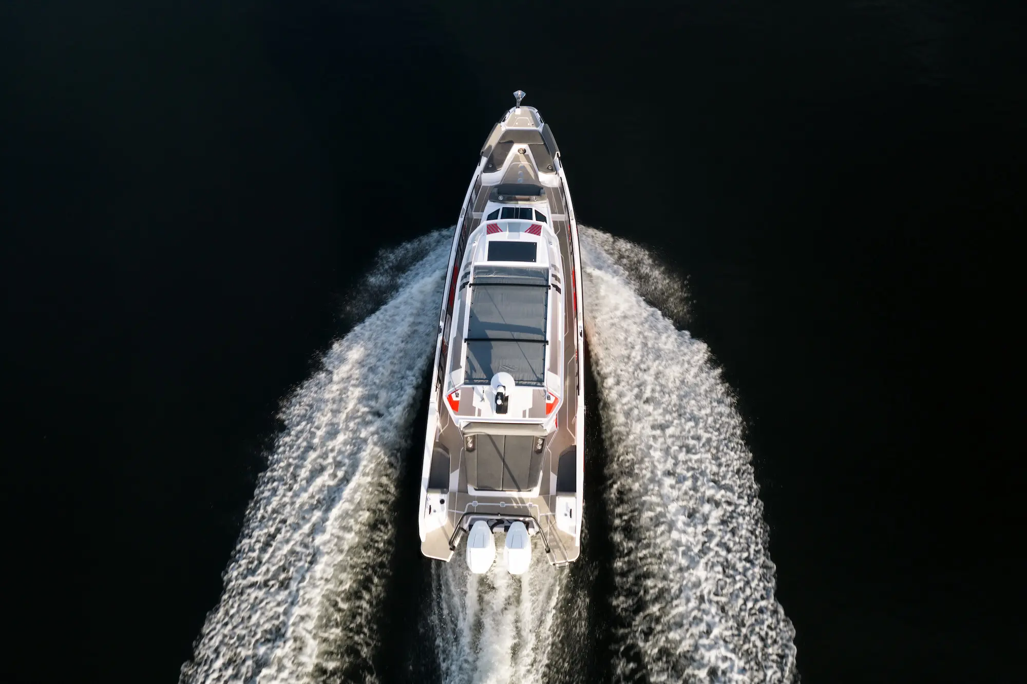 Axopar 38 XC Cross Cabin