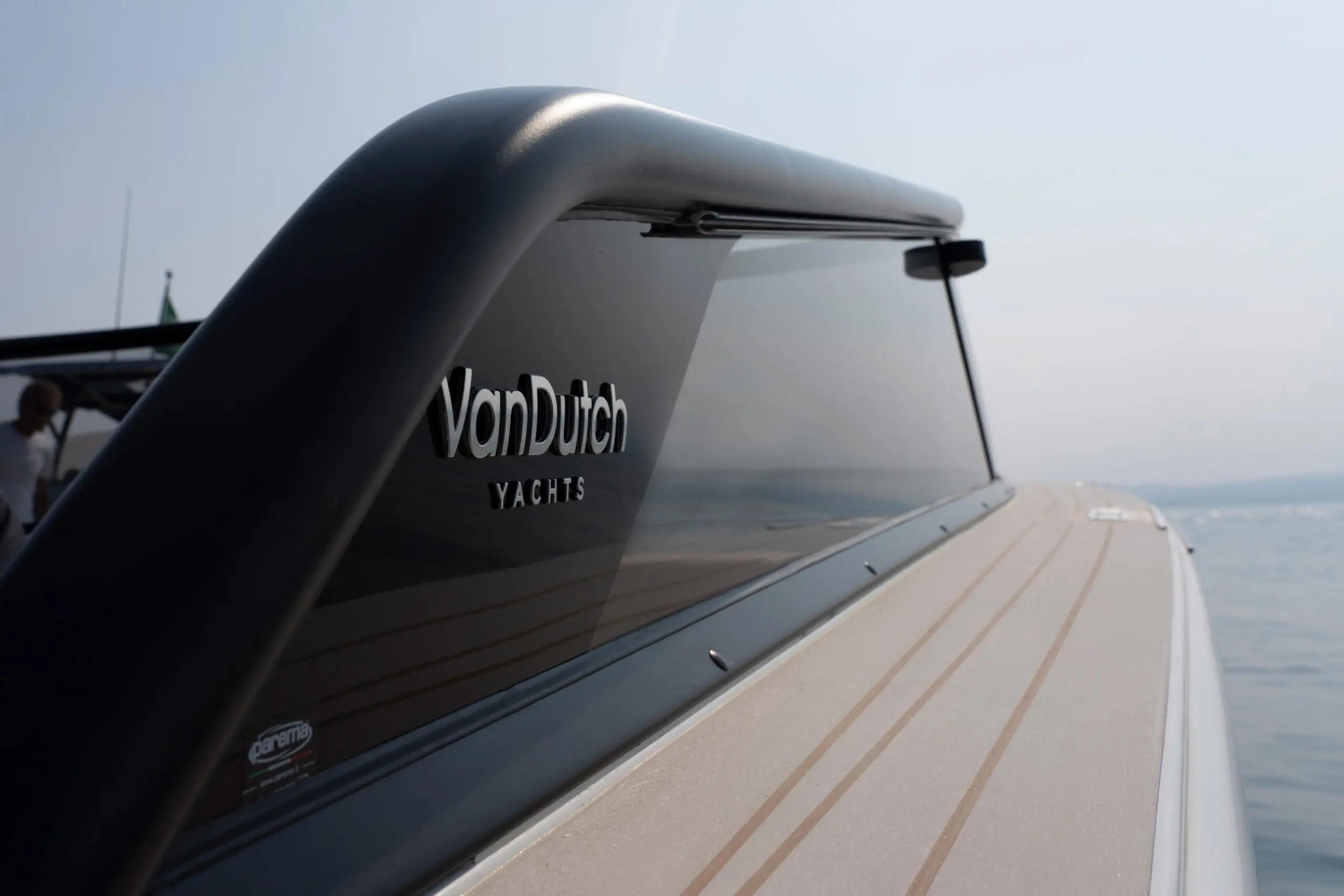 2-Windshield-Details