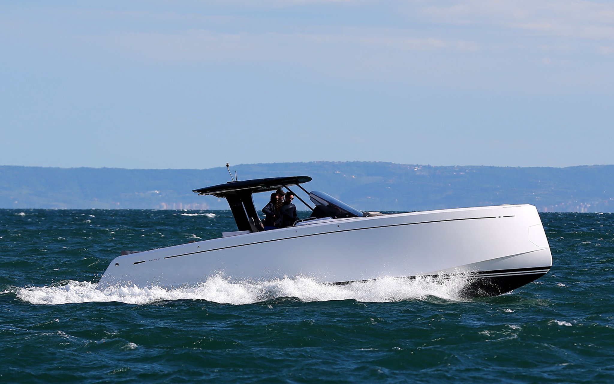 Pardo 38 Luxury 38 ft, Eyachts Australia and New Zealand