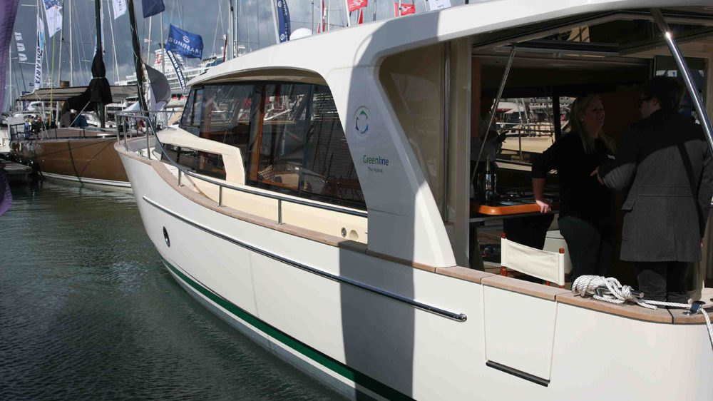 greenline yachts 33