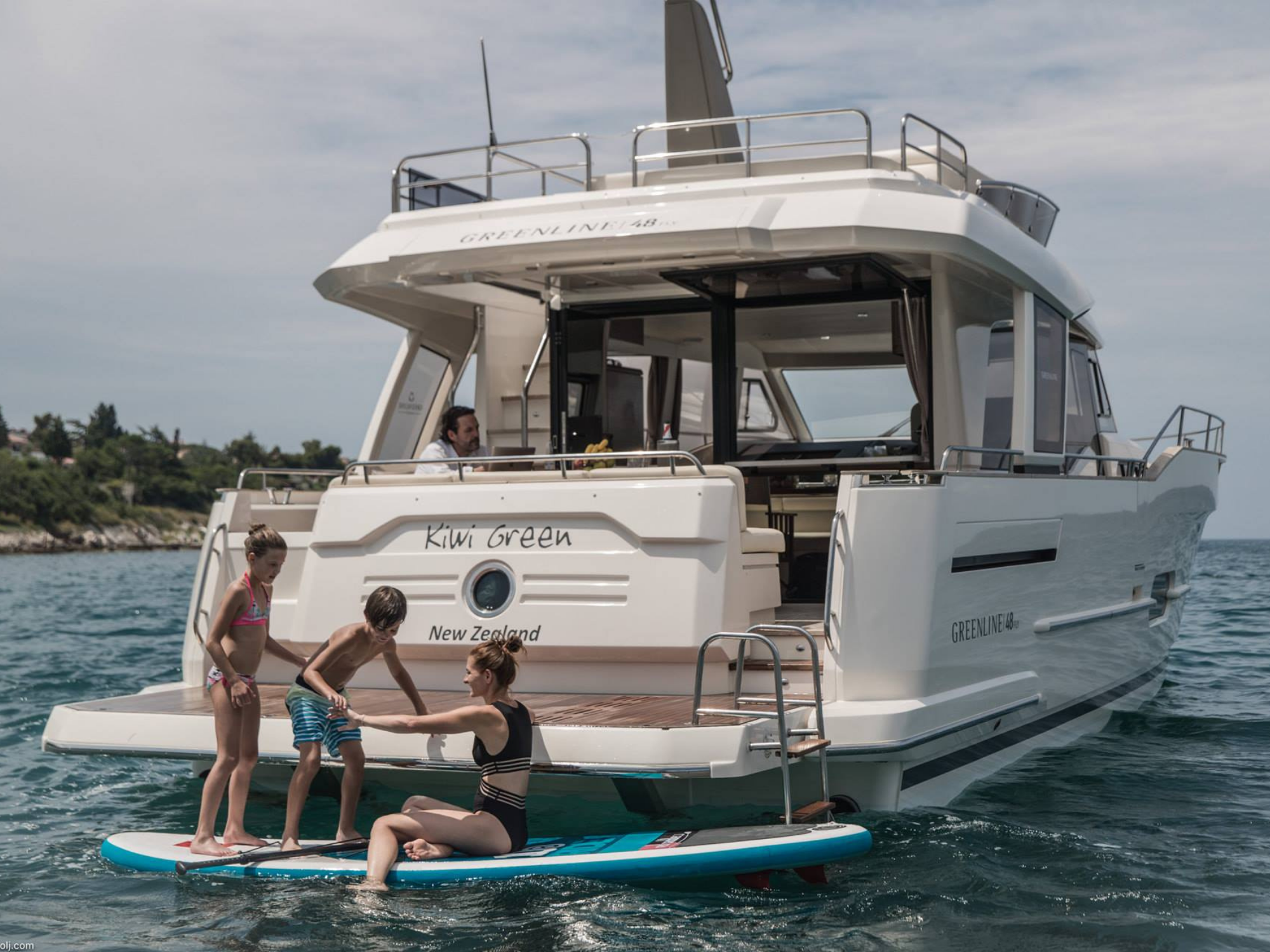 Greenline 48, Eyachts Australia and New Zealand