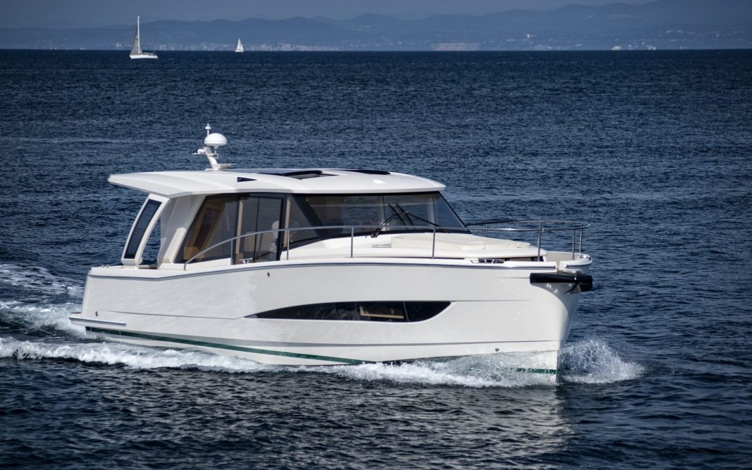 Greenline 39 Hybrid