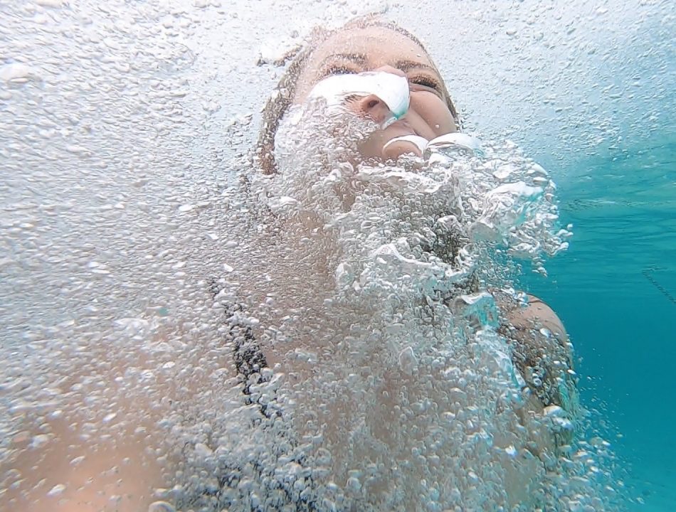 under-water-950x720