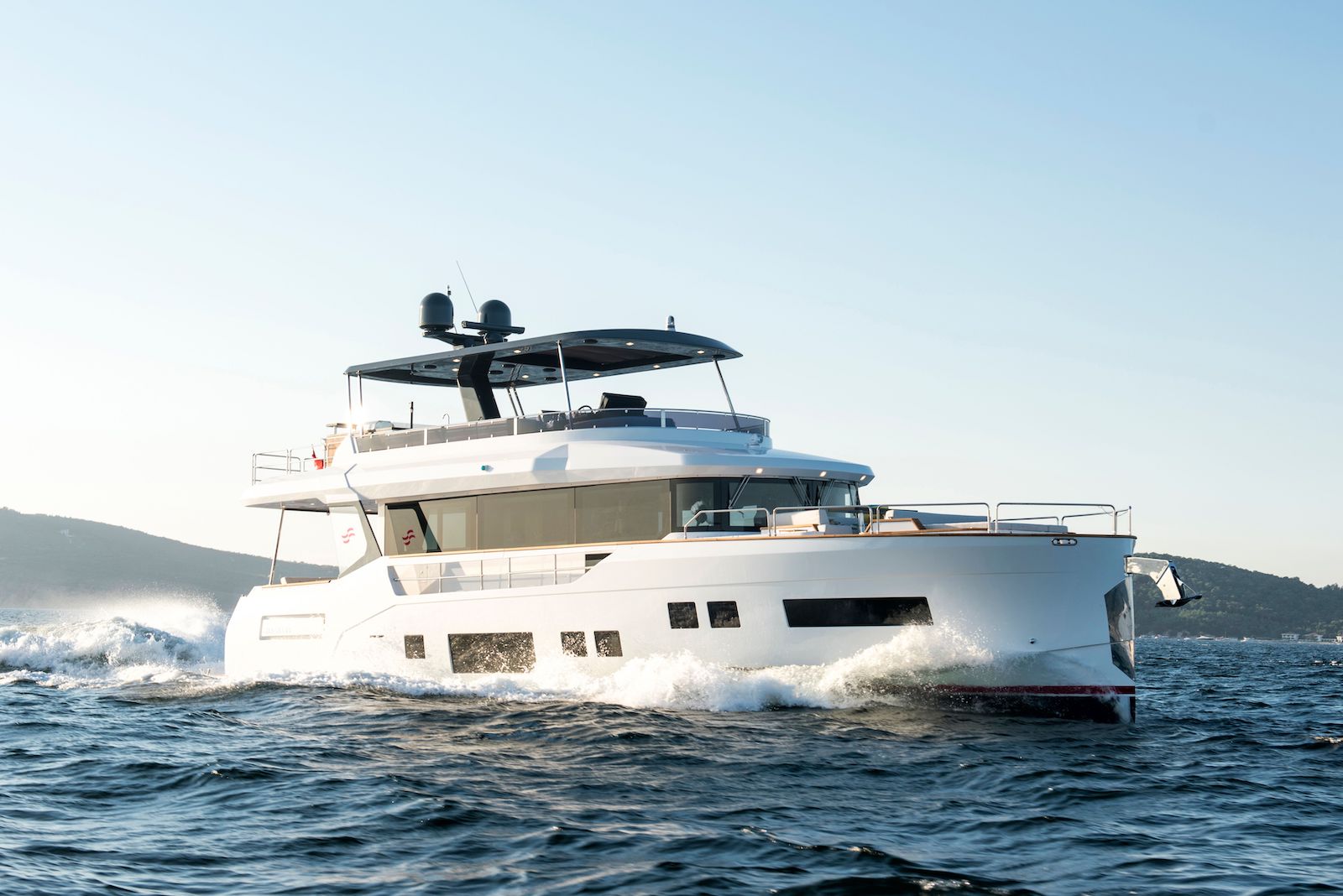 Sirena 68 Flybridge Australia