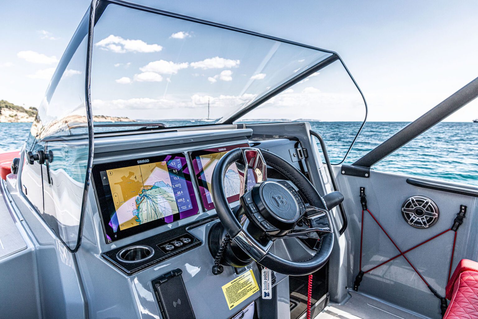 Shadow 300 BRABUS Australia Eyachts