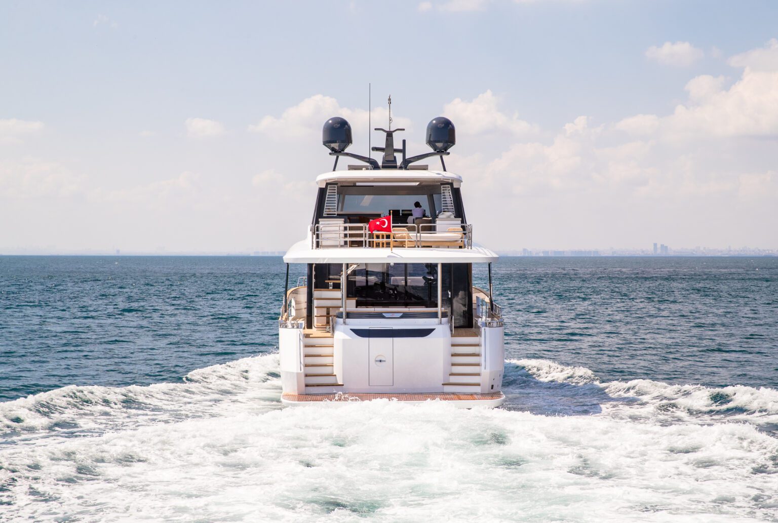 Sirena Marine Australia Sirena 78 Eyachts