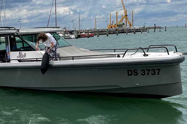 casting off at portarlington