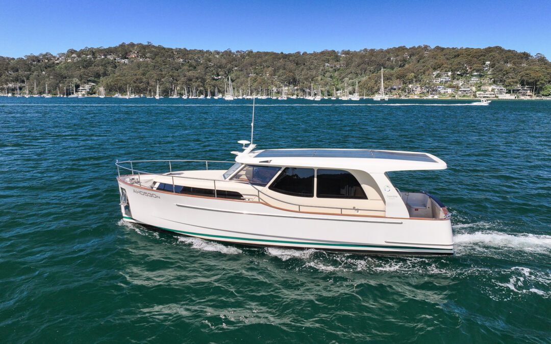 Greenline 33 Hybrid