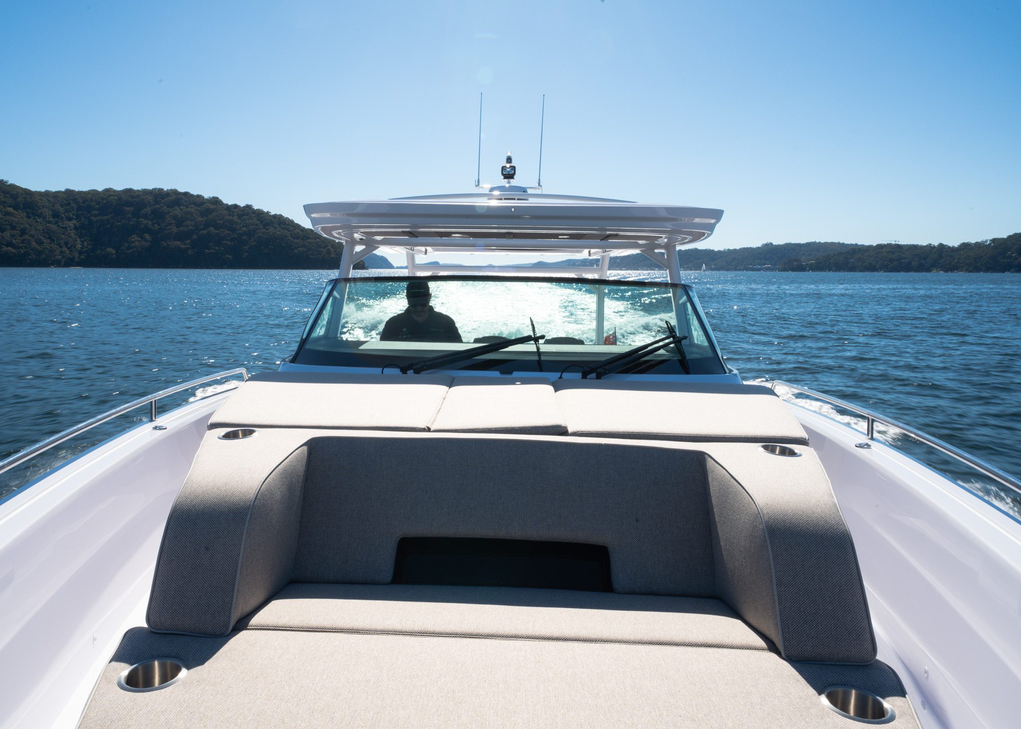 Axopar 29 Driving seat