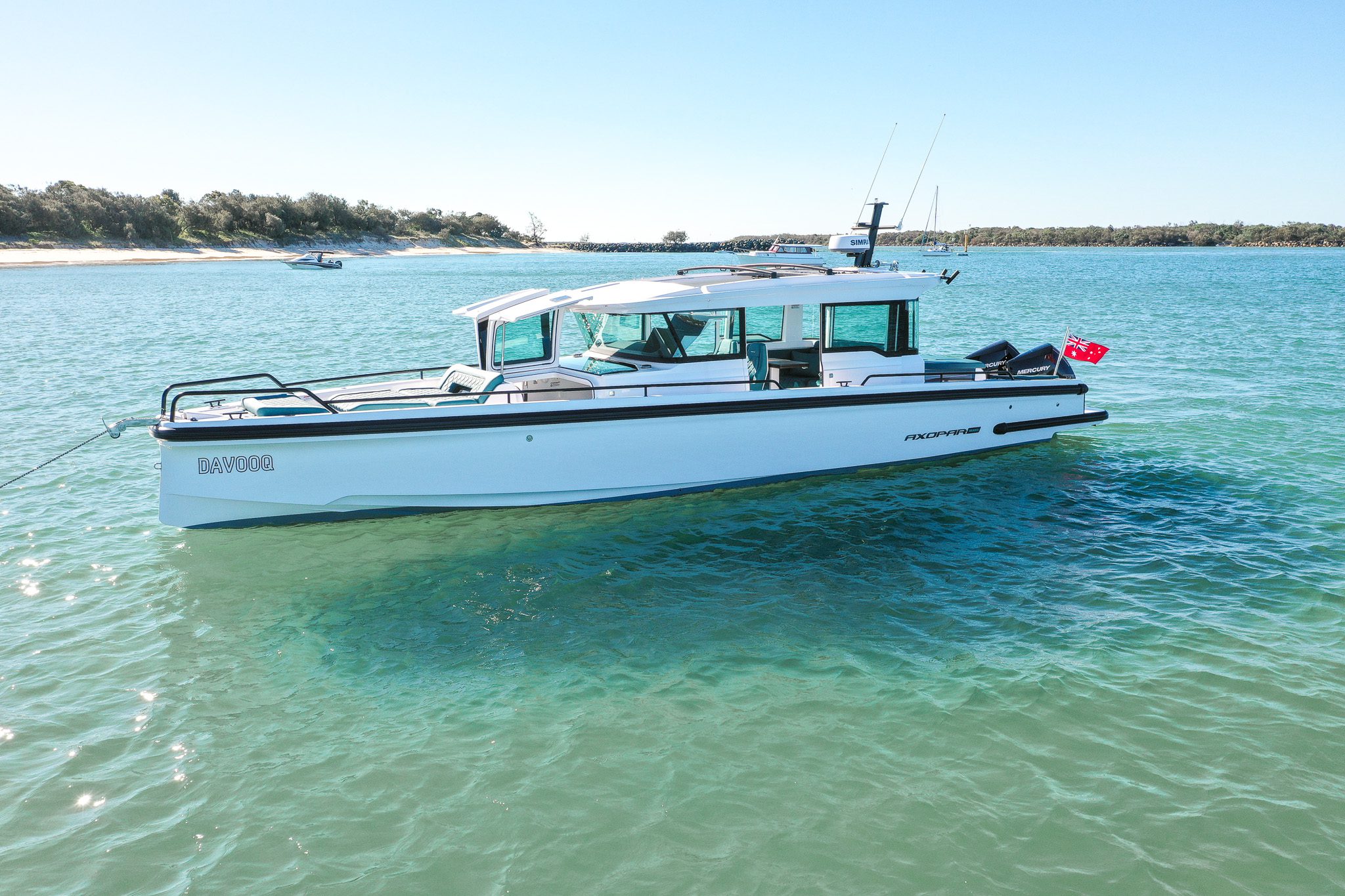 Axopar 37 Cross Cabin