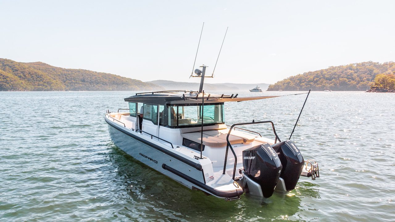 Axopar 37 Cross Cabin