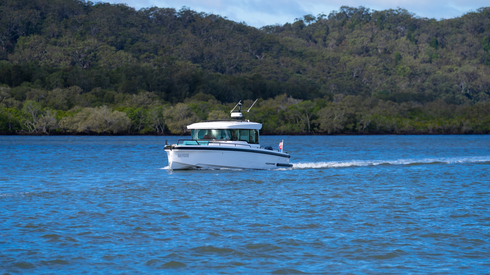 DSC02212 Axopar 37 Cross Cabin