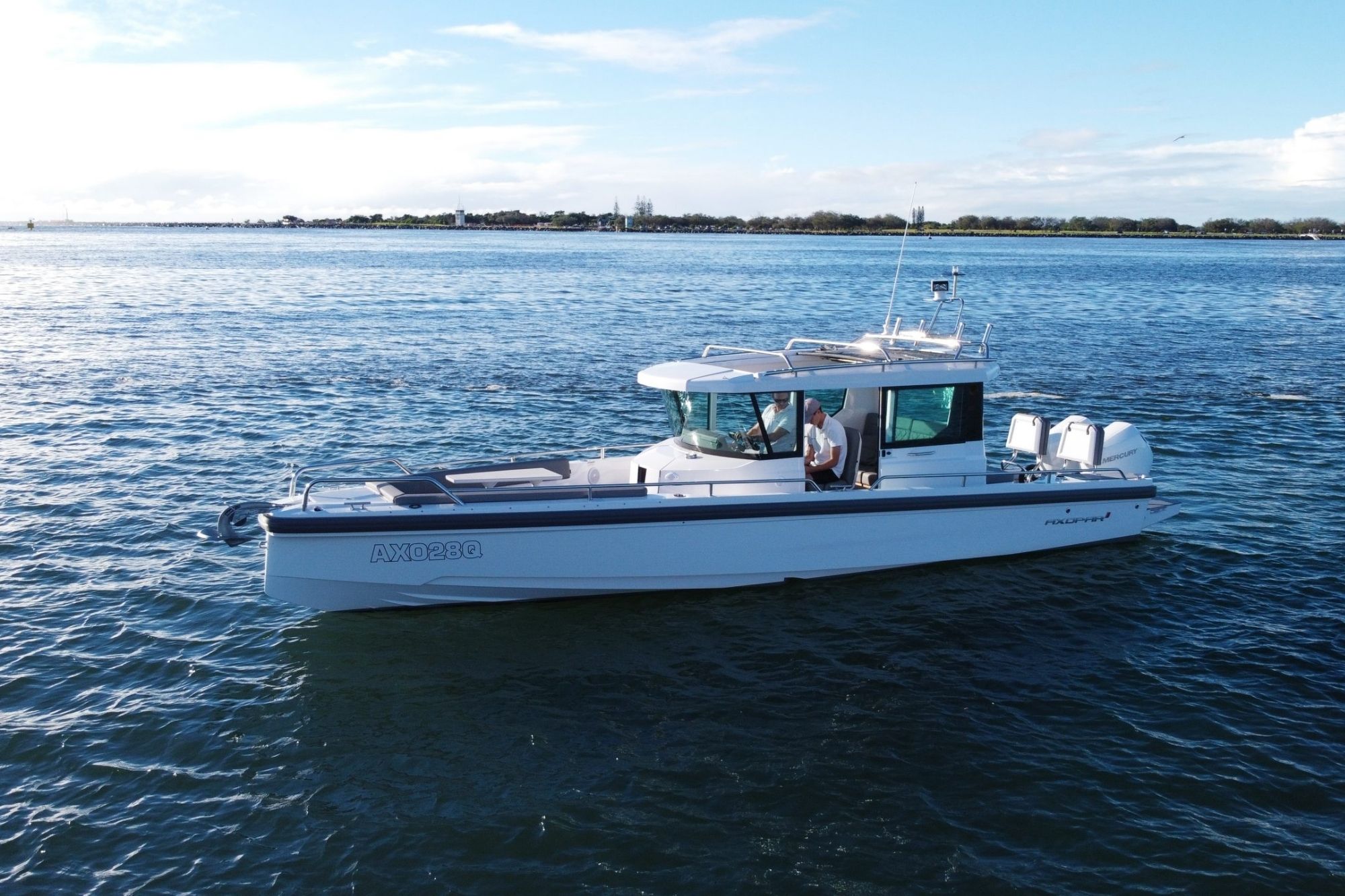 7 Axopar 37 Cross Cabin