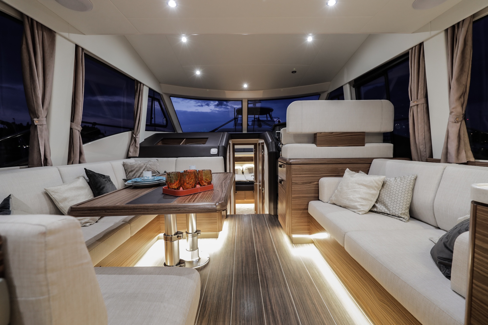Greenline 48, Eyachts Australia and New Zealand