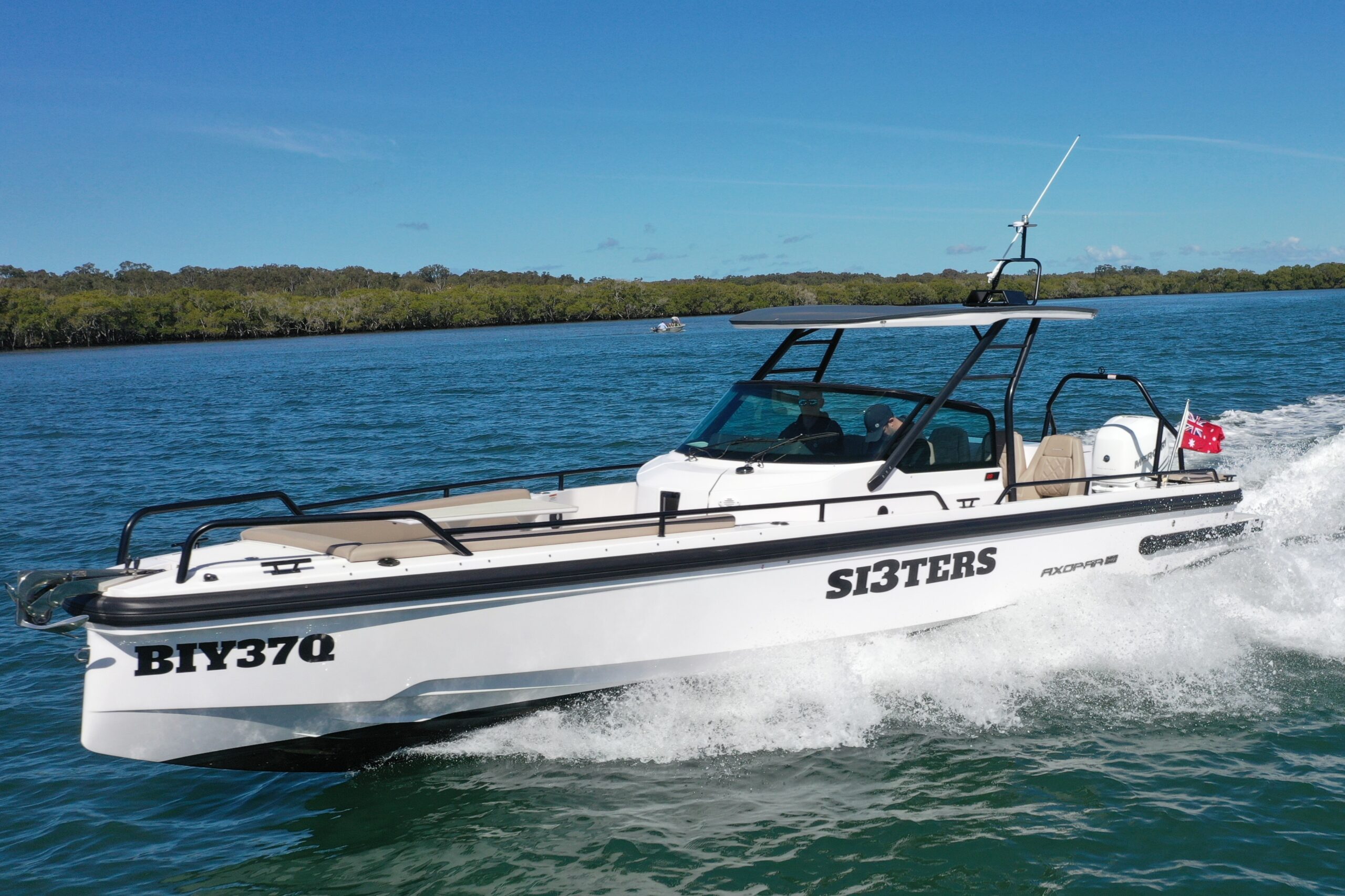 Axopar 28 T-Top