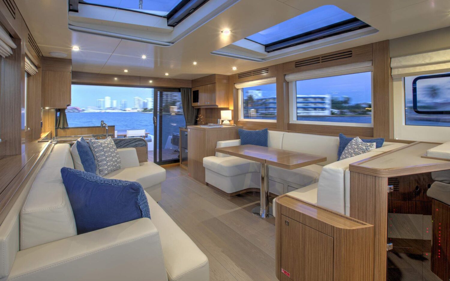 Sirena, Eyachts Australia and New Zealand