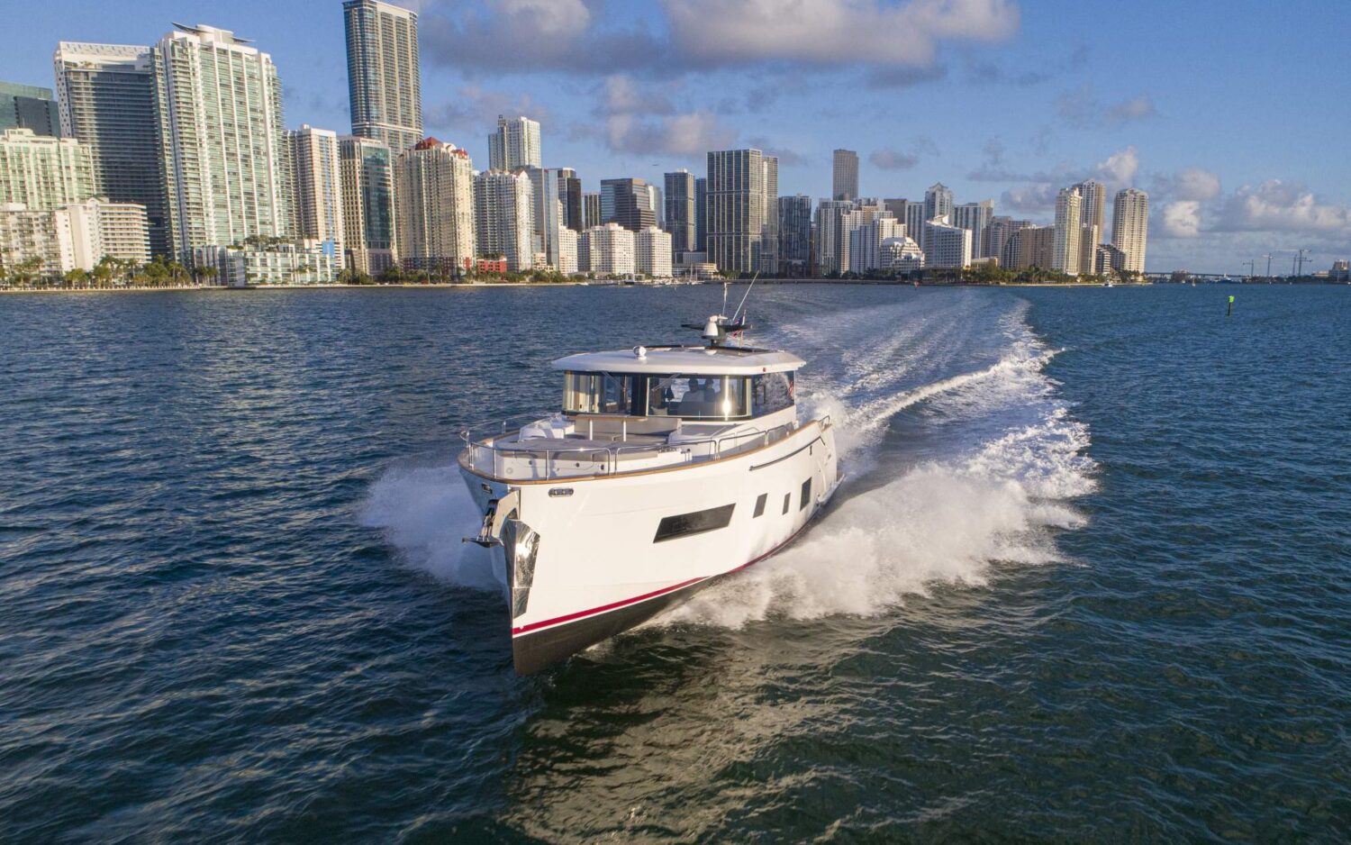Sirena 58 coupe, Eyachts Australia and New Zealand