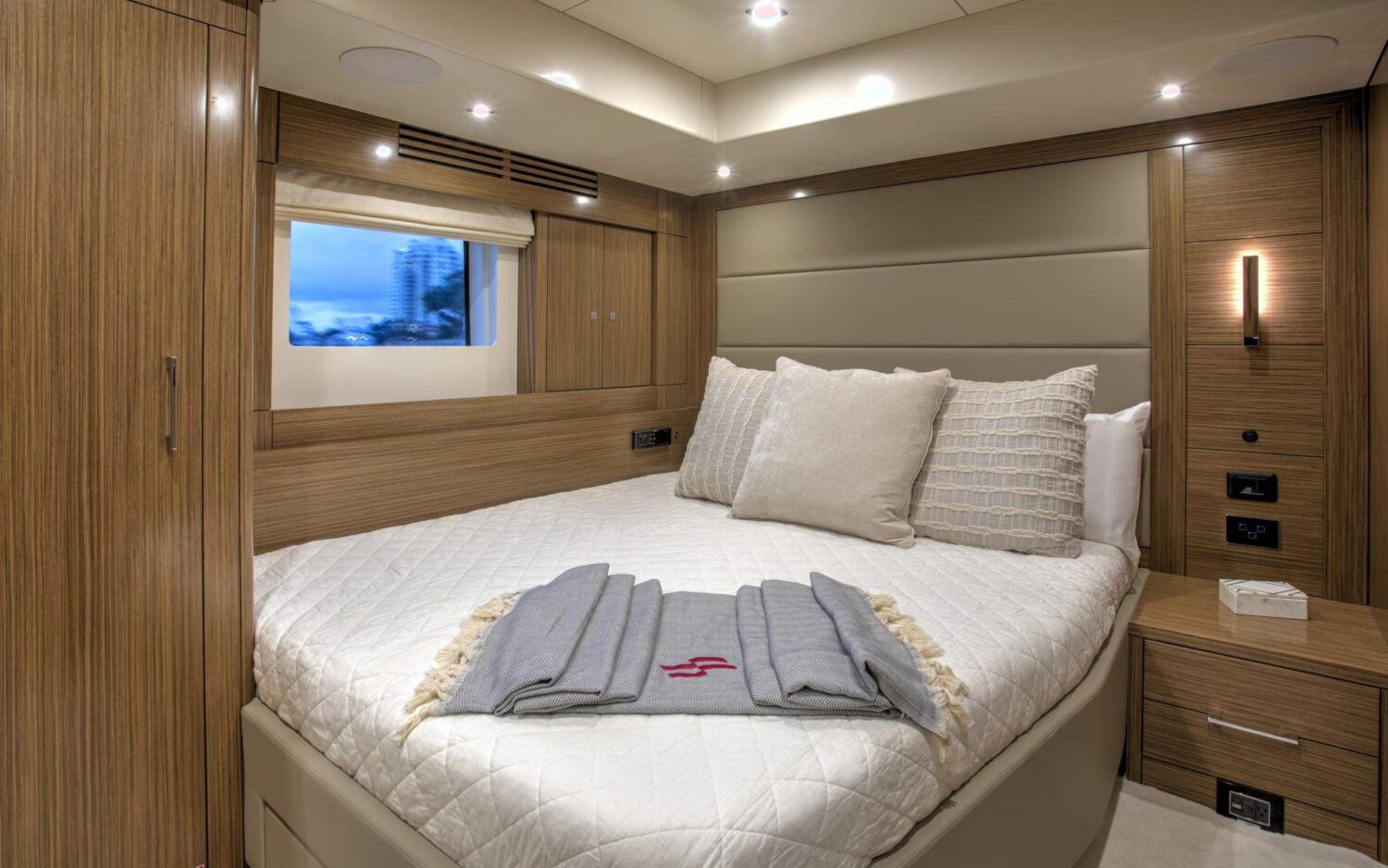 Sirena, Eyachts Australia and New Zealand