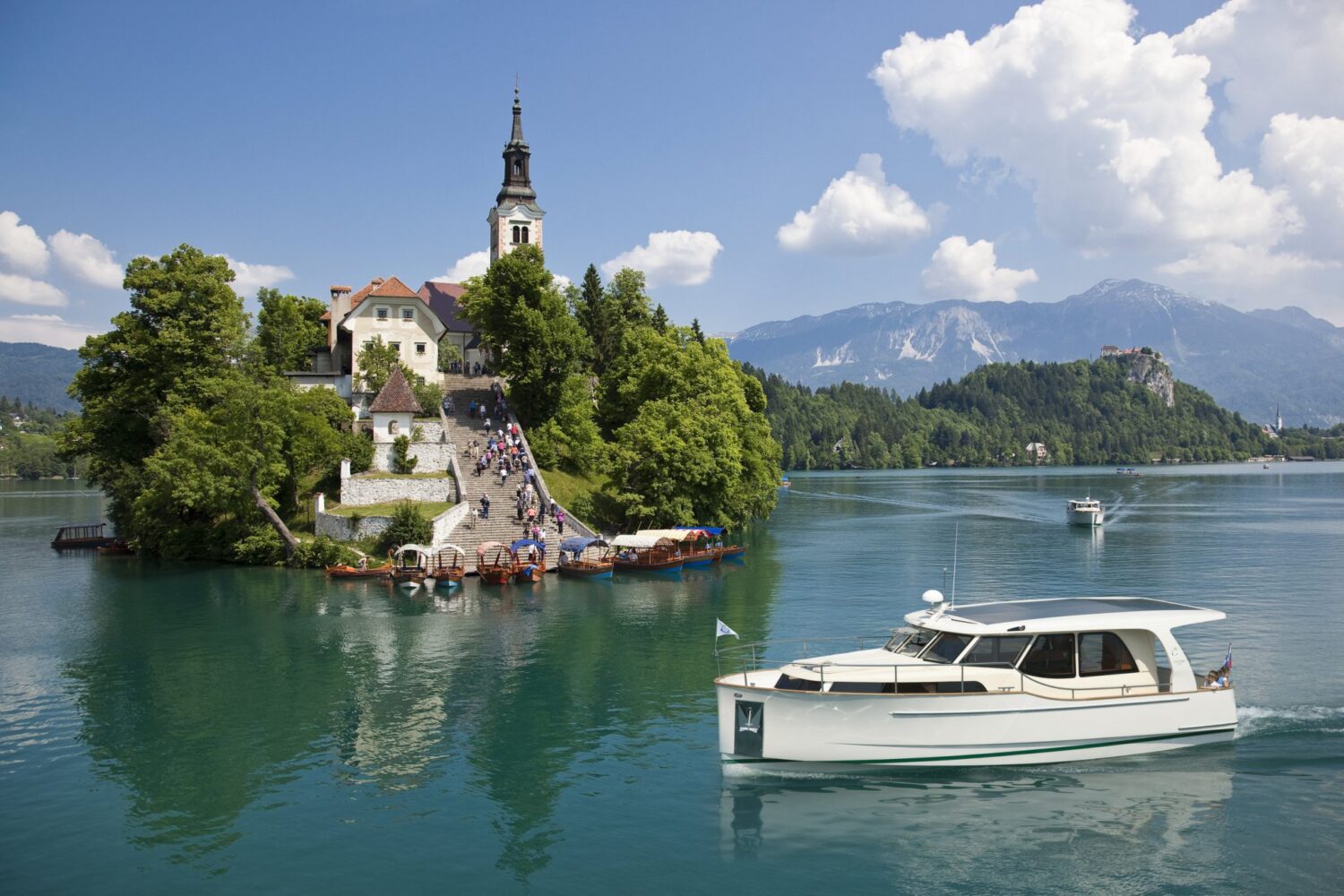 Greenline, Eyachts Australia and New Zealand