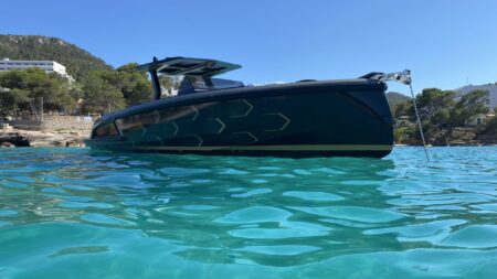 Vanquish, Eyachts Australia and New Zealand