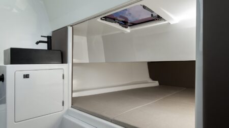 Vanquish, Eyachts Australia and New Zealand