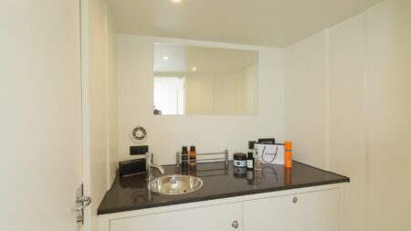 Vanquish, Eyachts Australia and New Zealand