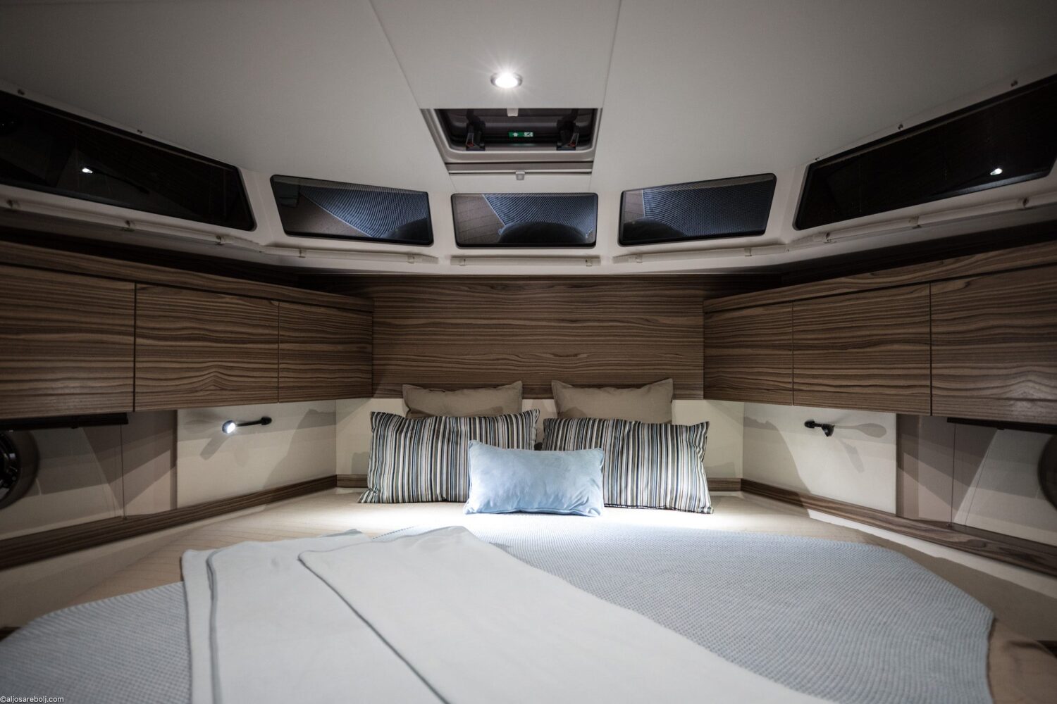 Greenline 48, Eyachts Australia and New Zealand