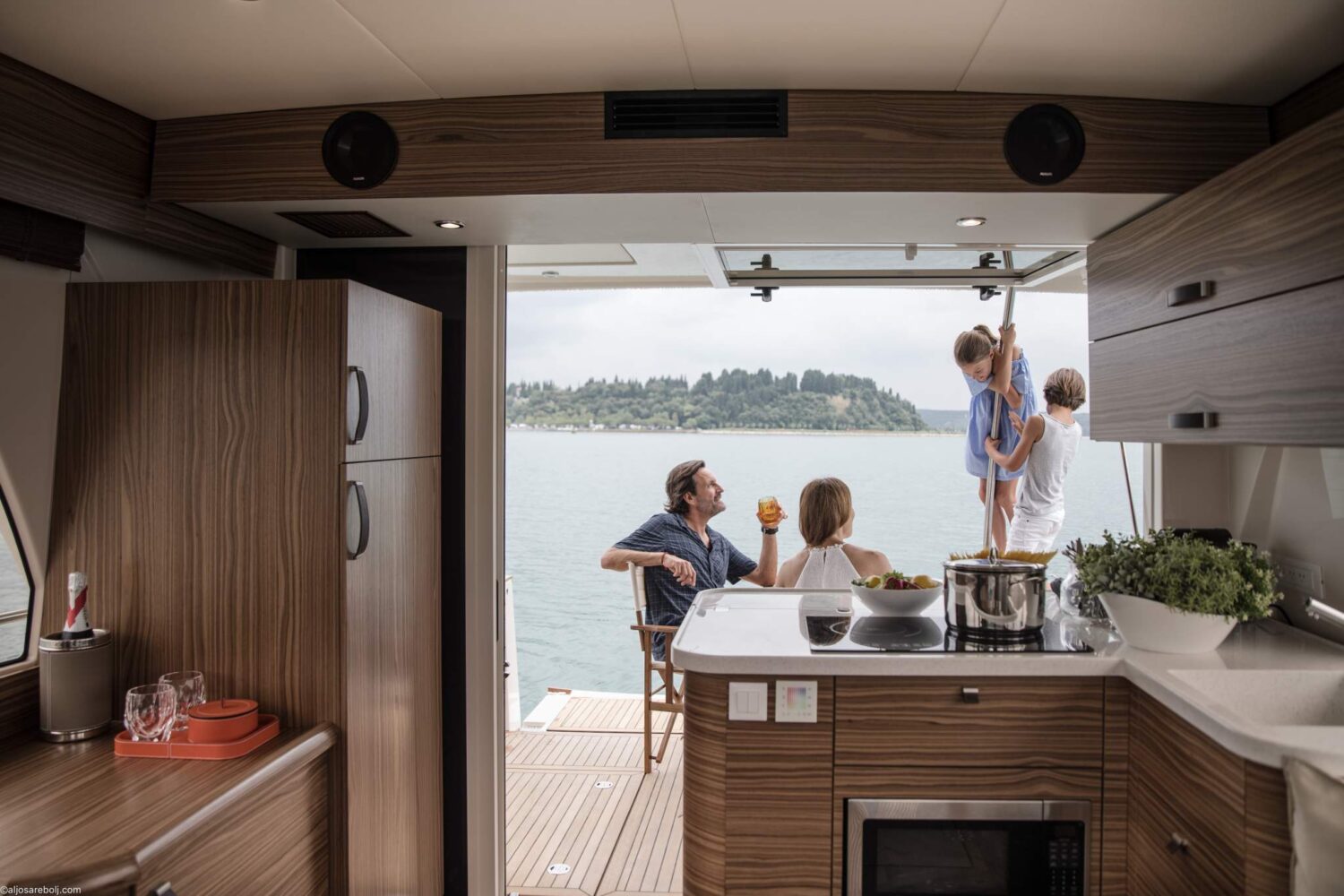 Greenline, Eyachts Australia and New Zealand