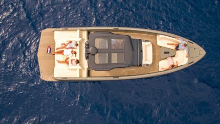 Vanquish, Eyachts Australia and New Zealand