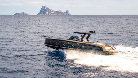 Vanquish, Eyachts Australia and New Zealand