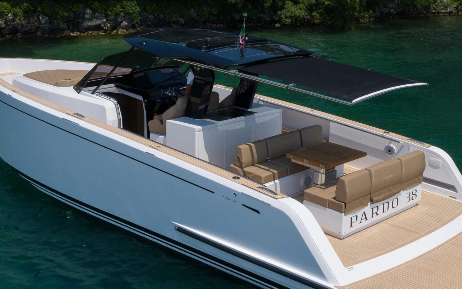 Pardo, Eyachts Australia and New Zealand