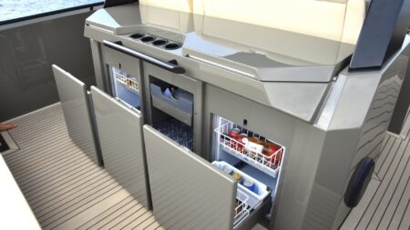 Vanquish, Eyachts Australia and New Zealand