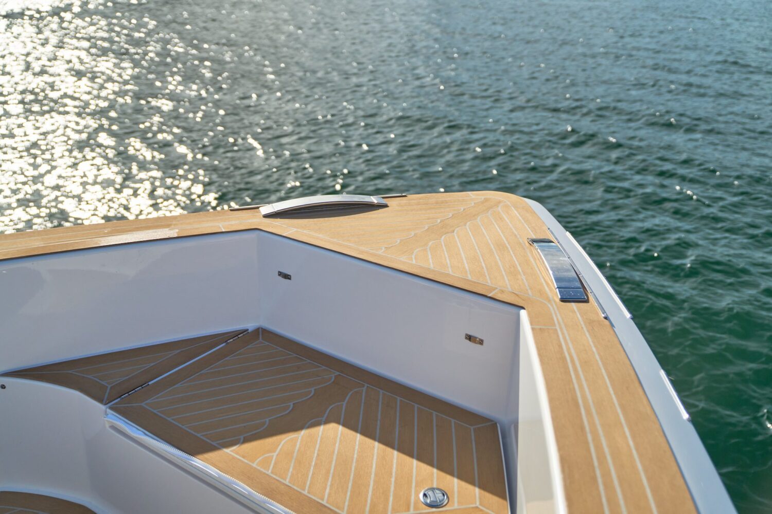 Pardo 50 yacht detail bow