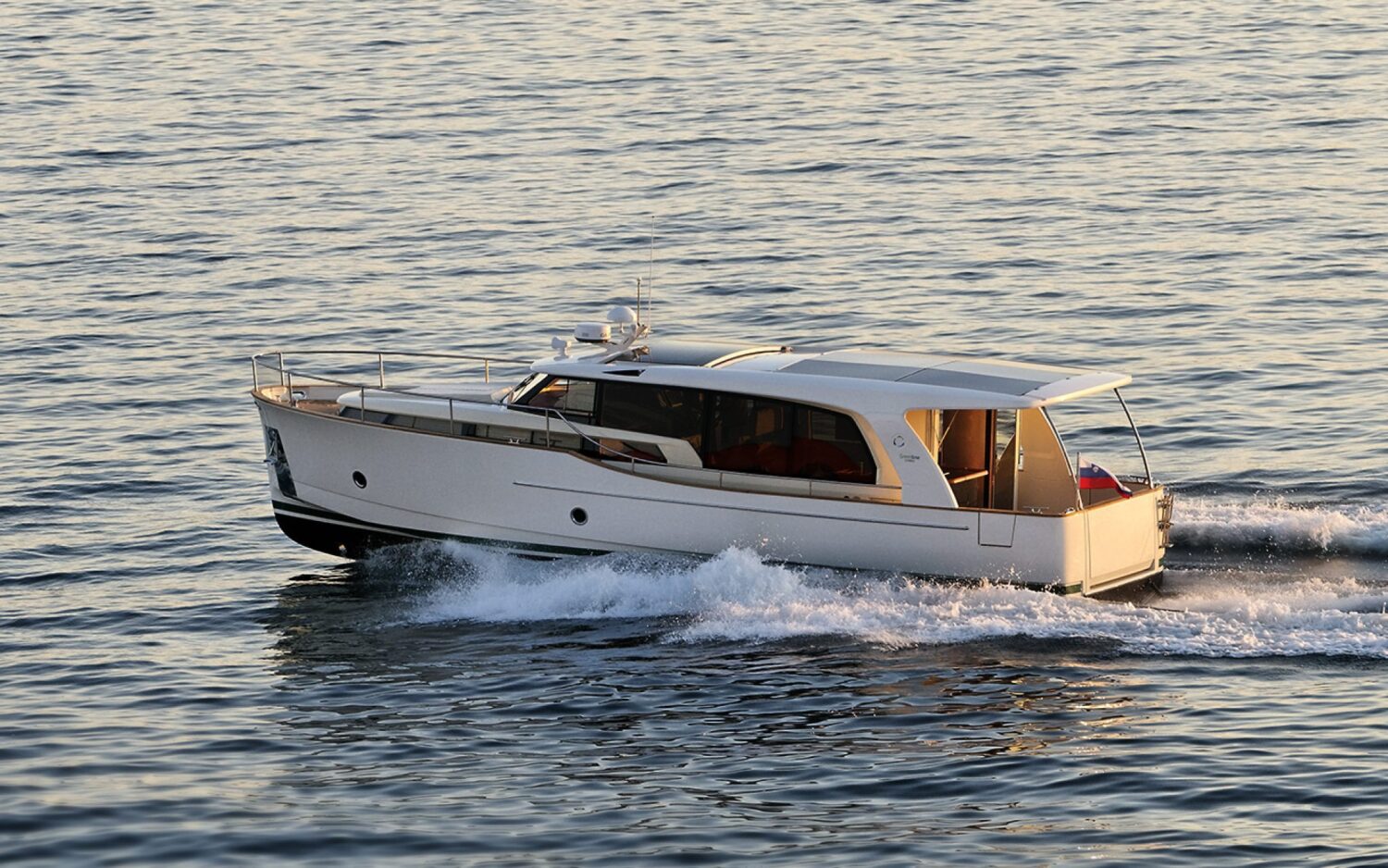 Greenline, Eyachts Australia and New Zealand