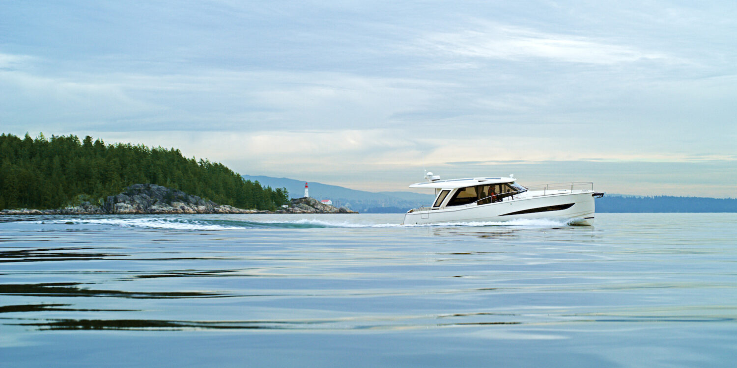 Greenline, Eyachts Australia and New Zealand