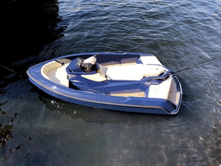 Vanquish, Eyachts Australia and New Zealand