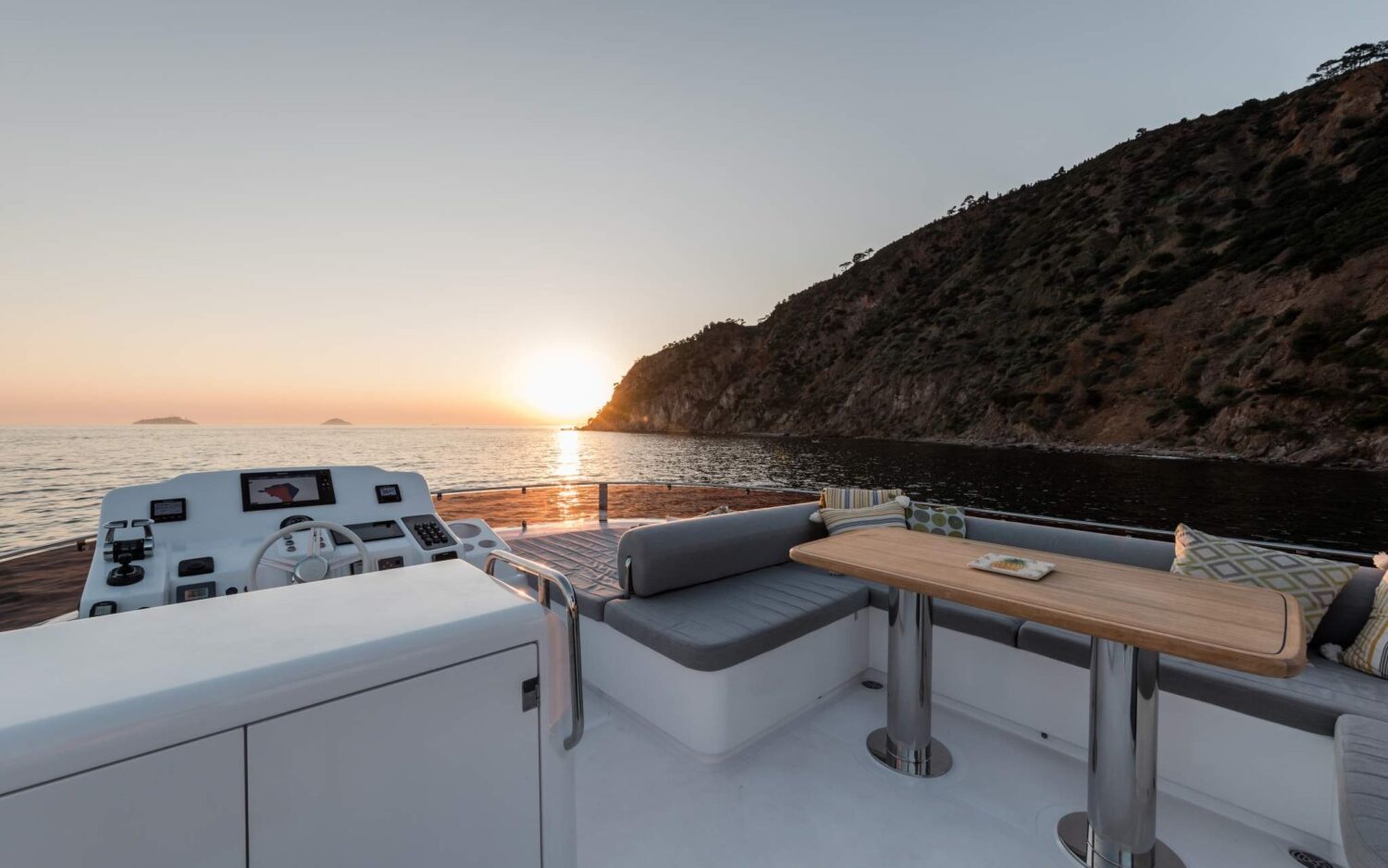 Sirena, Eyachts Australia and New Zealand