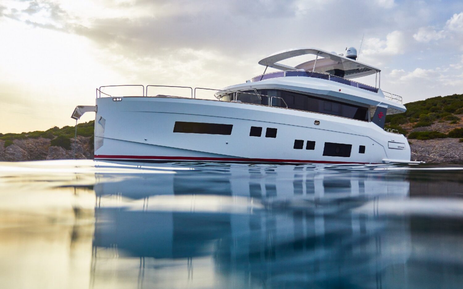 Sirena, Eyachts Australia and New Zealand